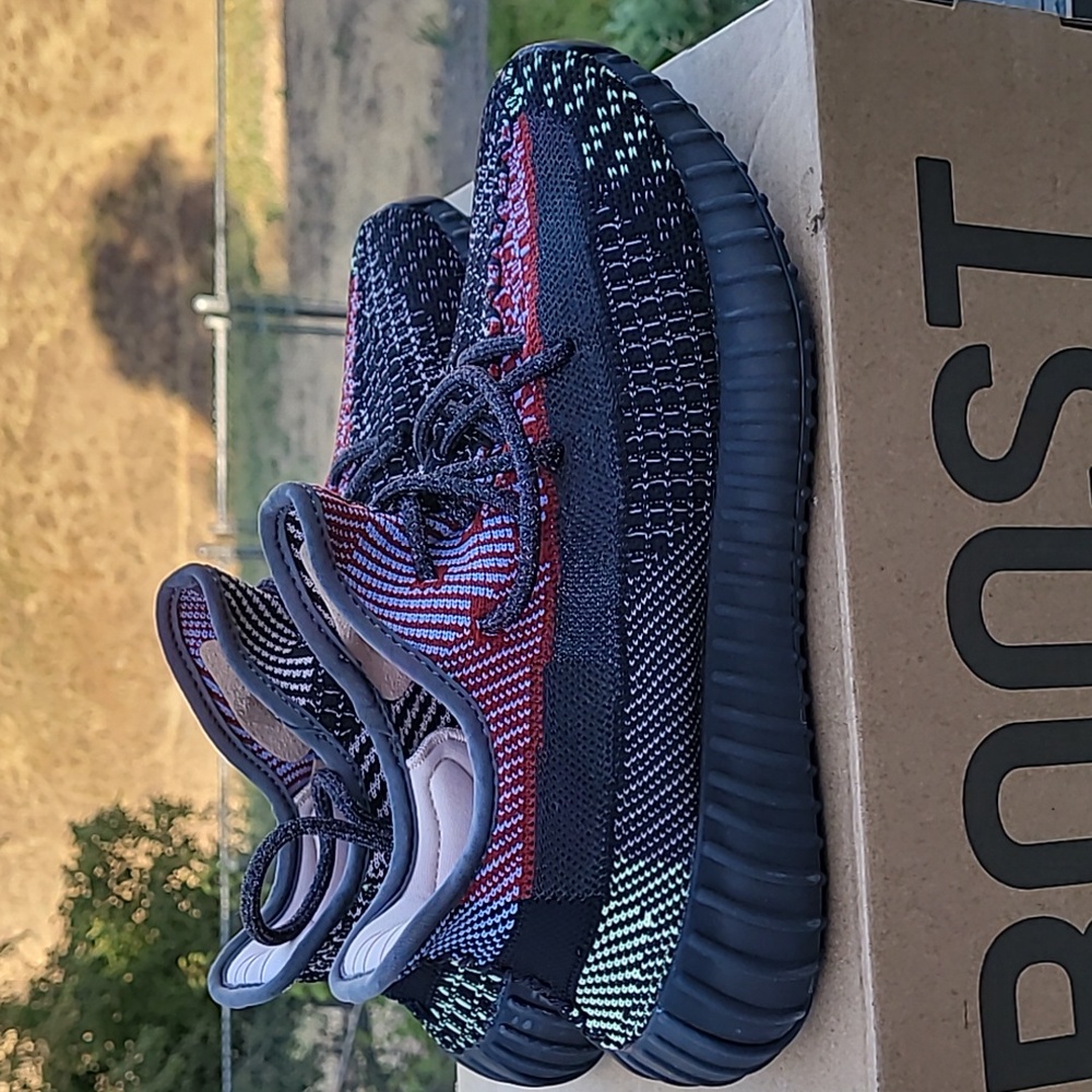 Yeezy 350 V2 Yecheil Reflective
